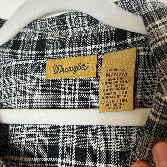 Wrangler Shirt Gray Long Sleeve Plaid Flannel Lightweight Women’s Sz M - Picture 8 of 10